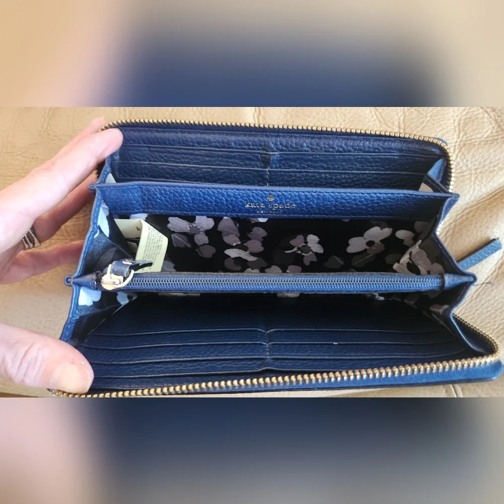Kate Spade Continental Pebbled Leather Zip Wallet